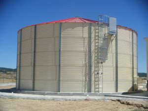 contenedores-de-agua-3 - SUMA Internacional